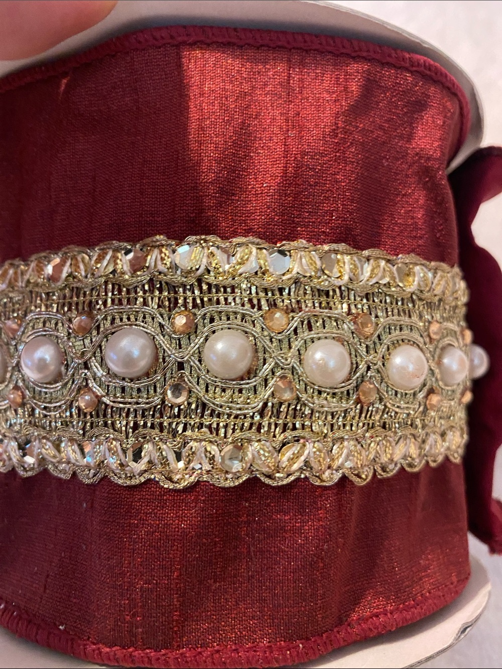 NEW Farrisilk Ribbon Santa’s Pearls Burgundy & Gold Pearl Wired Ribbon 5 yards - Picture 10 of 11